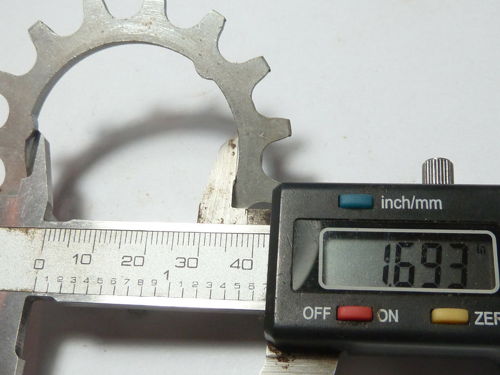 Sachs Maillard Sprocket.cogs pignon vintage 15 T Argent  silver NOS