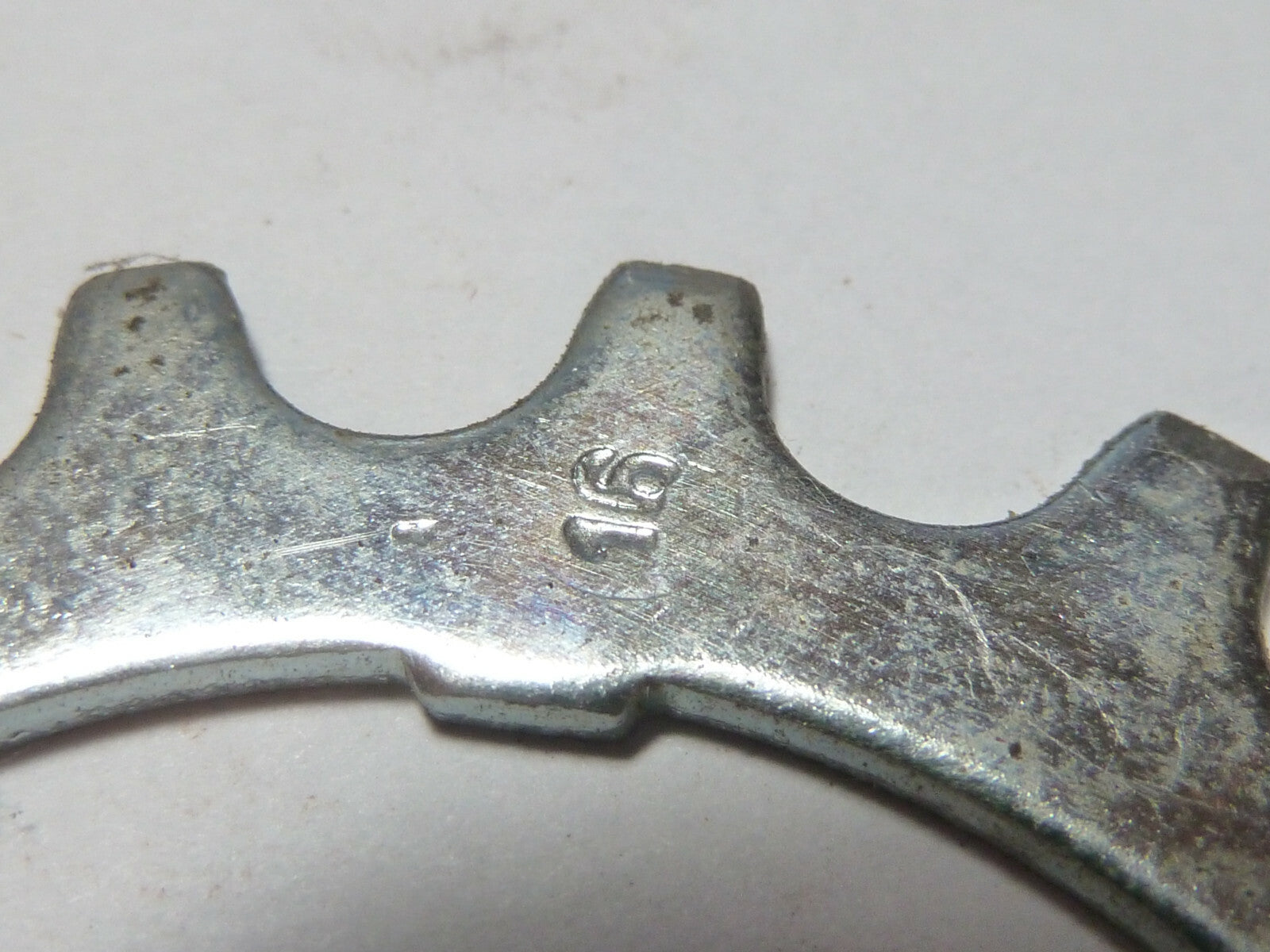 Sachs Maillard Sprocket.cogs pignon vintage 16 T Argent  silver NOS
