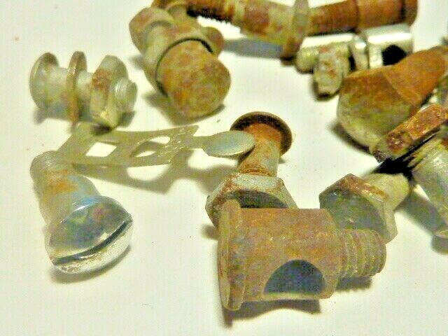selon photo vis divers e varier rouillé vieux fond de tiroir ancien velo old bik