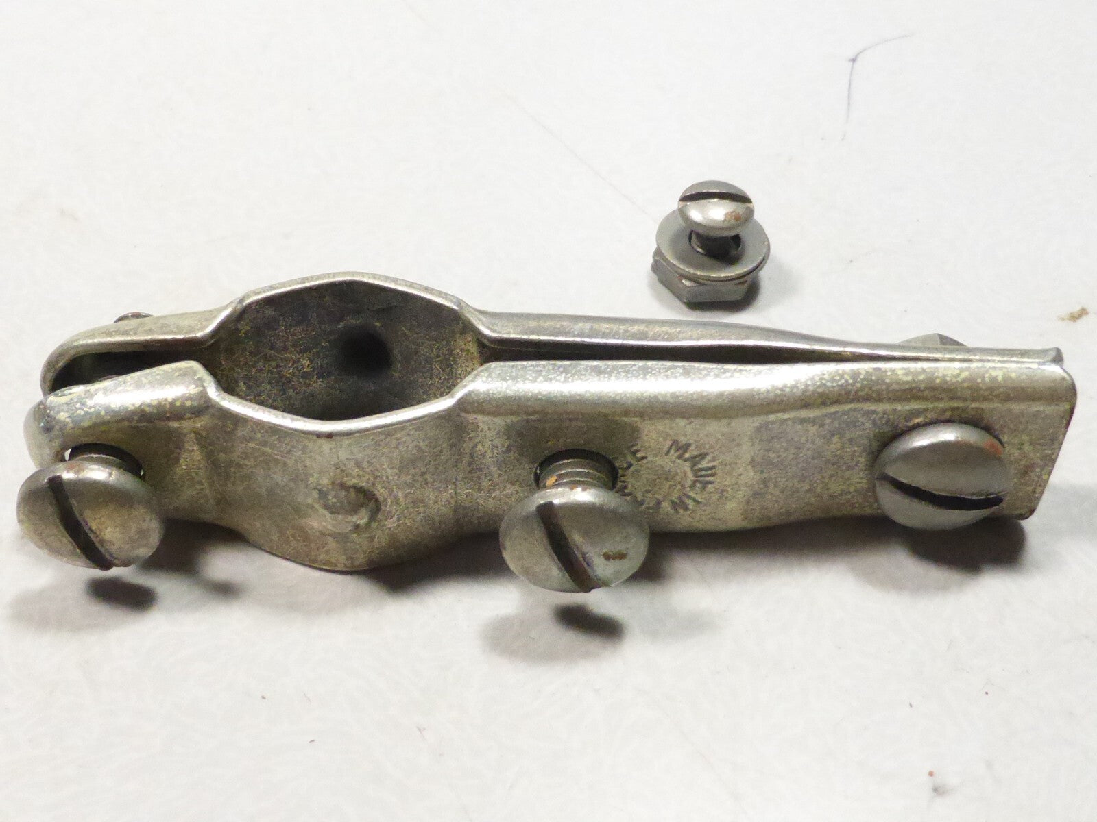 NOS vintage 1 attache support  dynamo phare cibié soubitez  velo Made in France