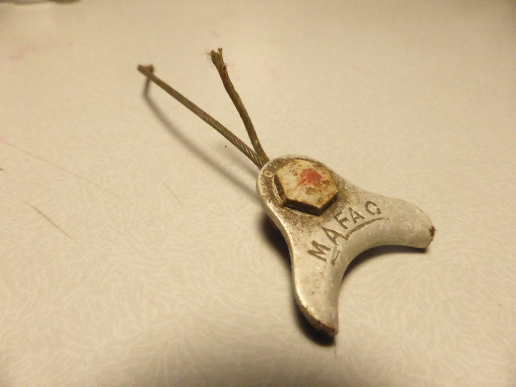 Butée de gaine Mafac frein arrière brake cable velo ancien vintage pontet