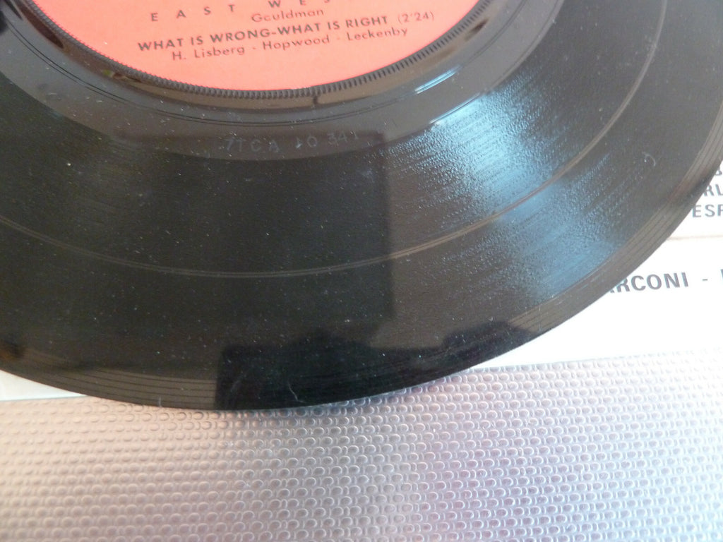 herman's hermits"there's a kind of hush"ep.or.fr.columbia.1846 biem