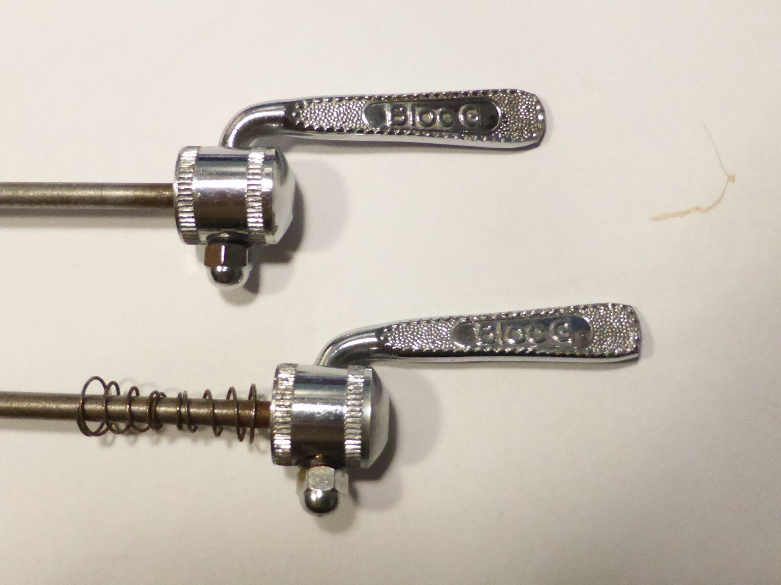 NOS vintage attache rapide wheel quick release skewer  BLOC G