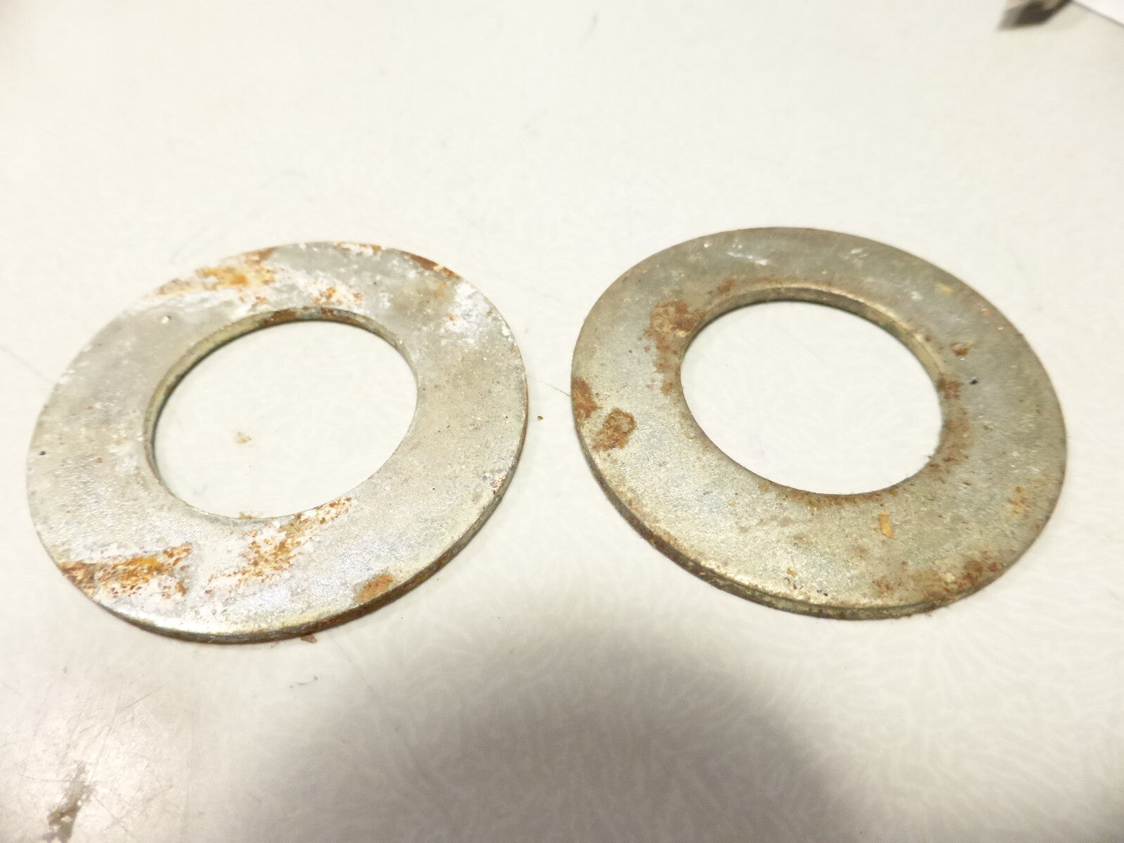 2 RONDELLE PLATE ACIER DIAM  44x24 mm  épaisseur 2 mm
