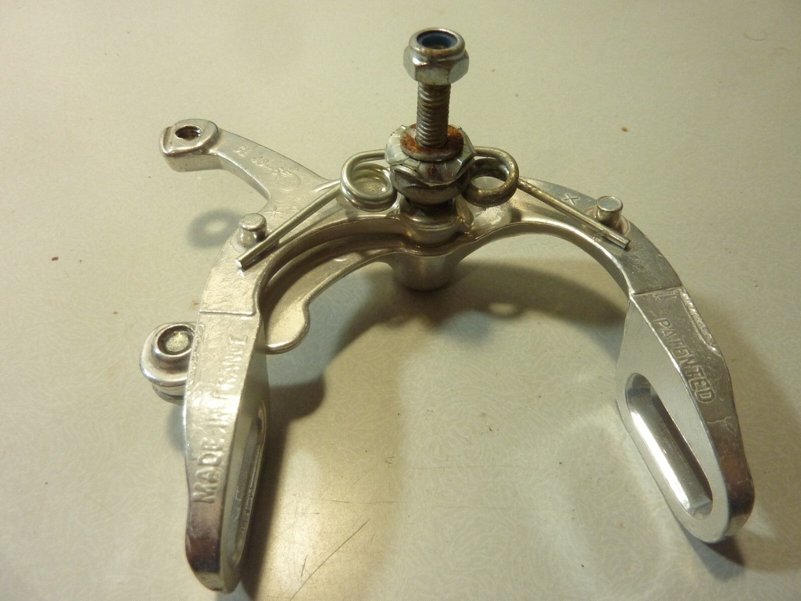 NOS neu Etrier de frein arrière modèle CLB  GL-48-65