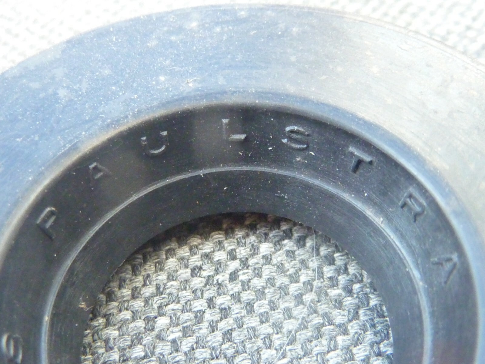 Joint spi de  40x17x8  IE.17.40.8 paulstra joint spi  Neuf