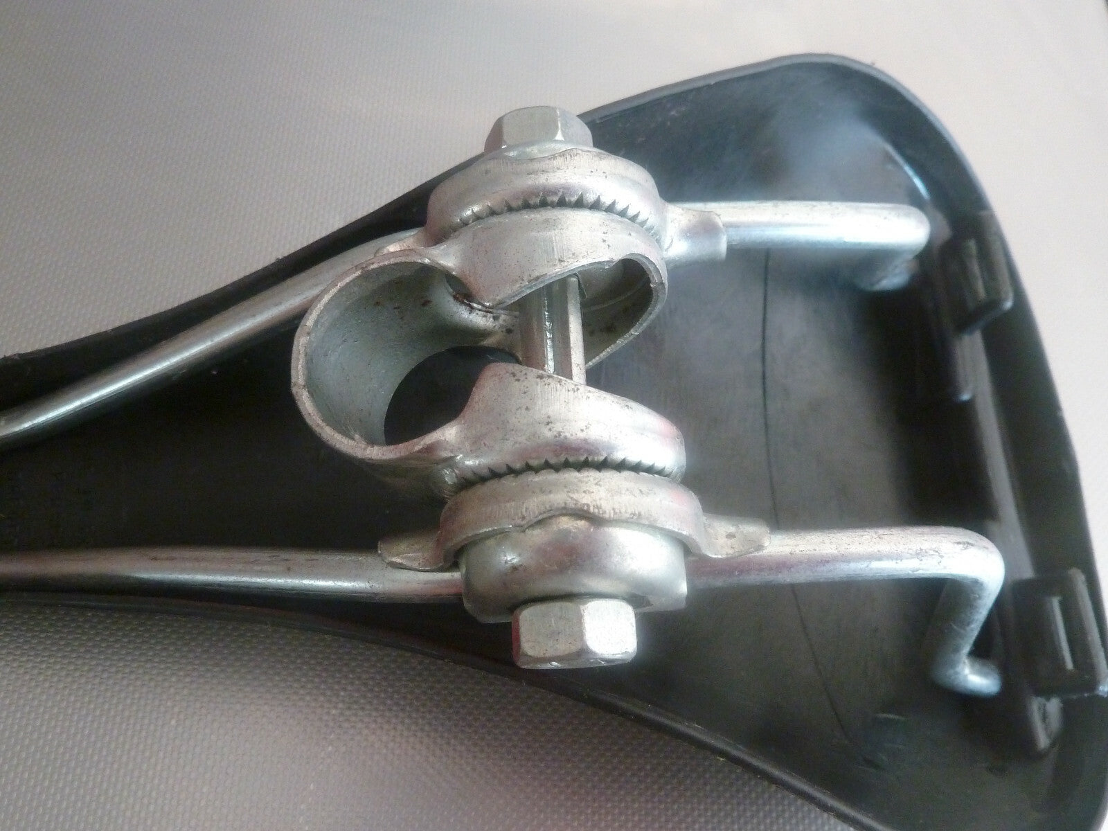 SELLE VELO junior enfant Perache - VINTAGE - SPORT selle Saddle Made in France