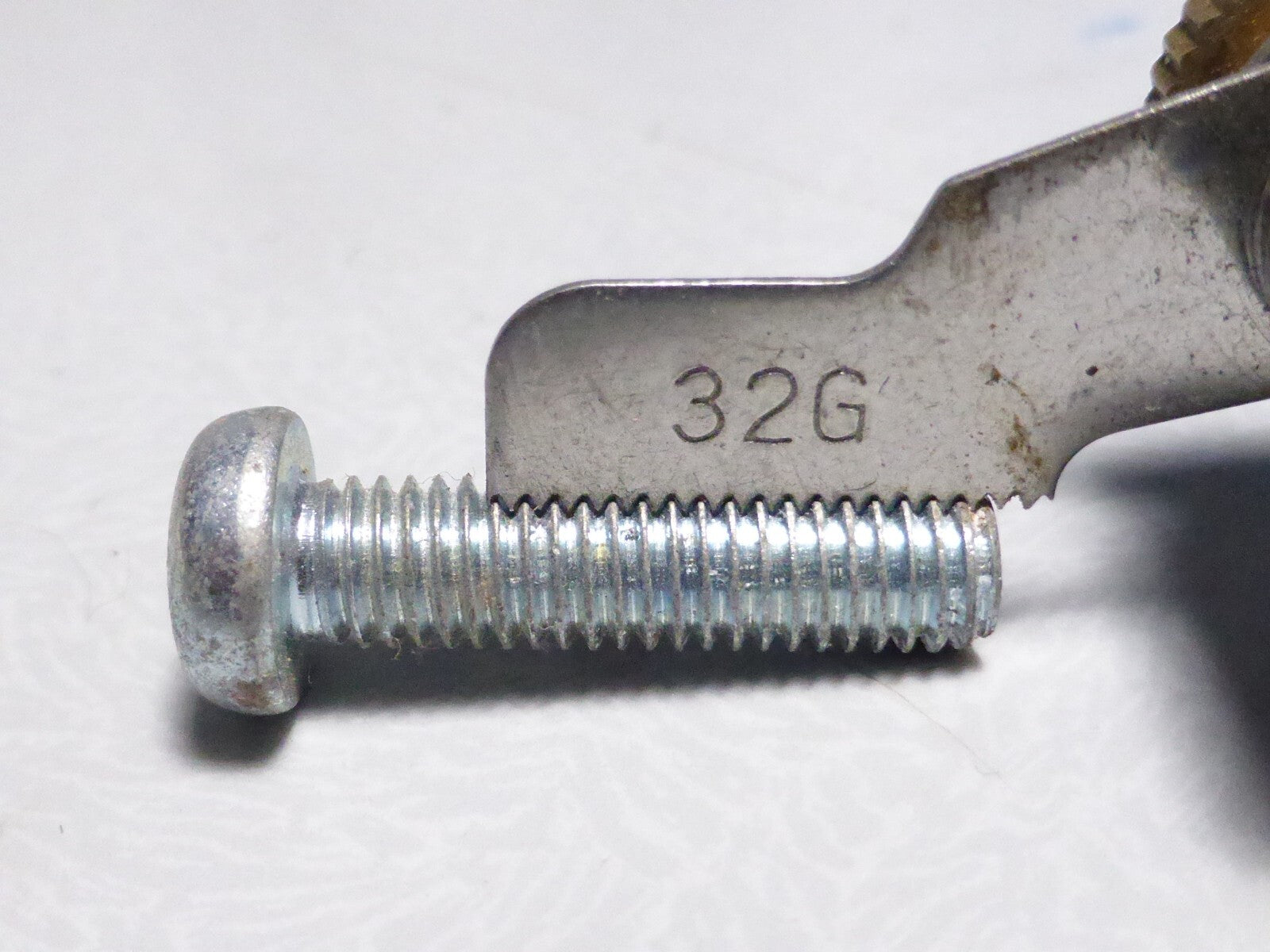 ✨ Ancien stock – Lot de 4 vis Shimano – Hexagonale / Whitworth – Acier – Vintage
