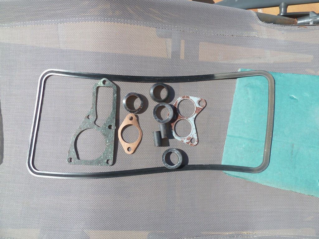 anciens joints vintage Peugeot 504 vieux stock