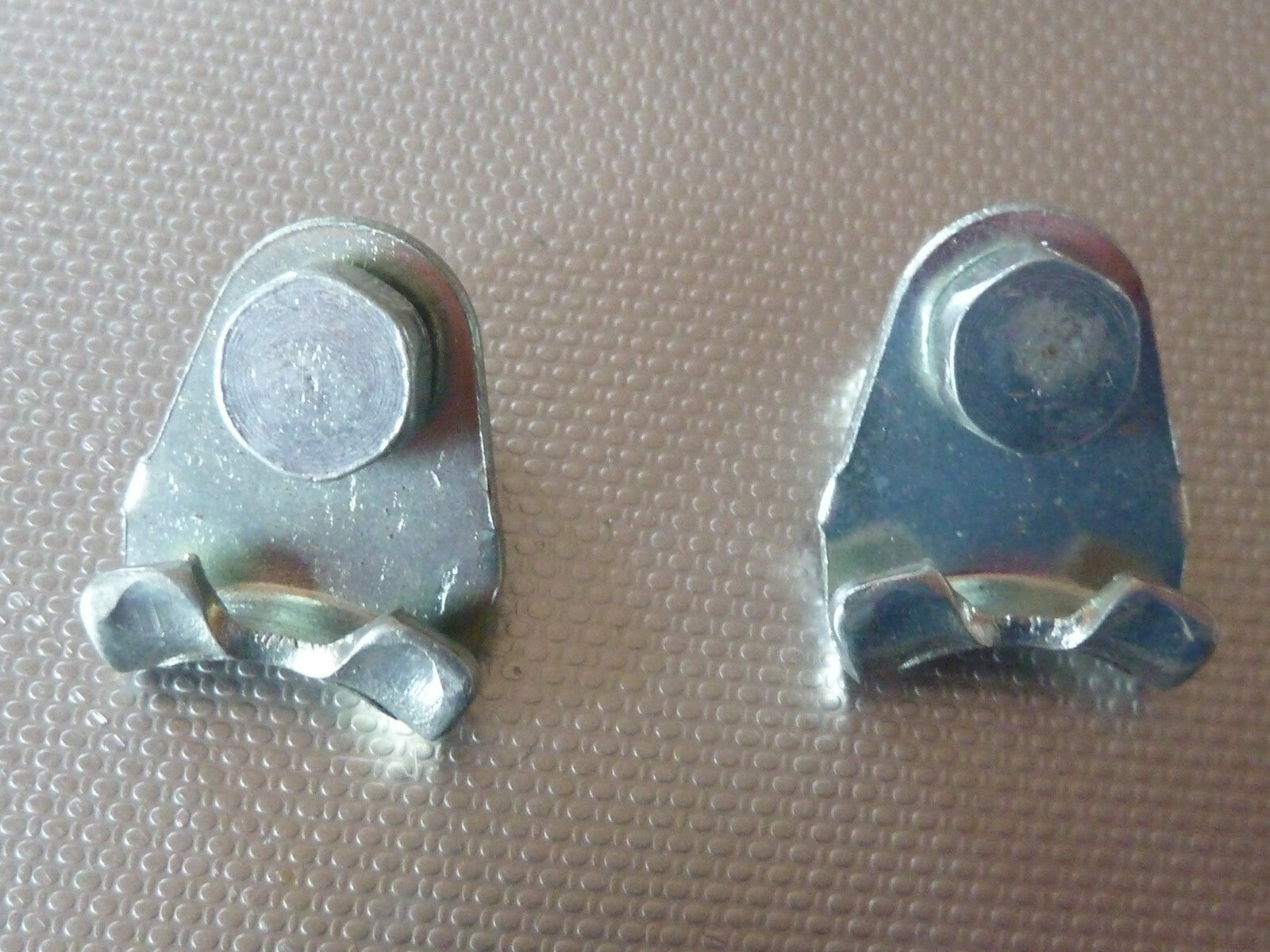 NOS vintage 2 Chape freins pontet tirage central cantilever URSUSS vélo VTT  VTC