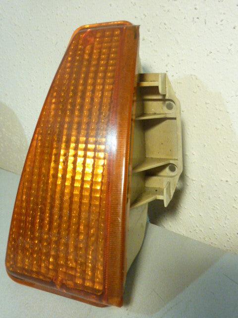 Clignotant passager pour Lada samara 5 portes de 1988