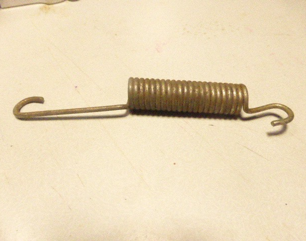 NOS 1 RESSORT DE BEQUILLE motobecane ancienne 124 mm ancien stock