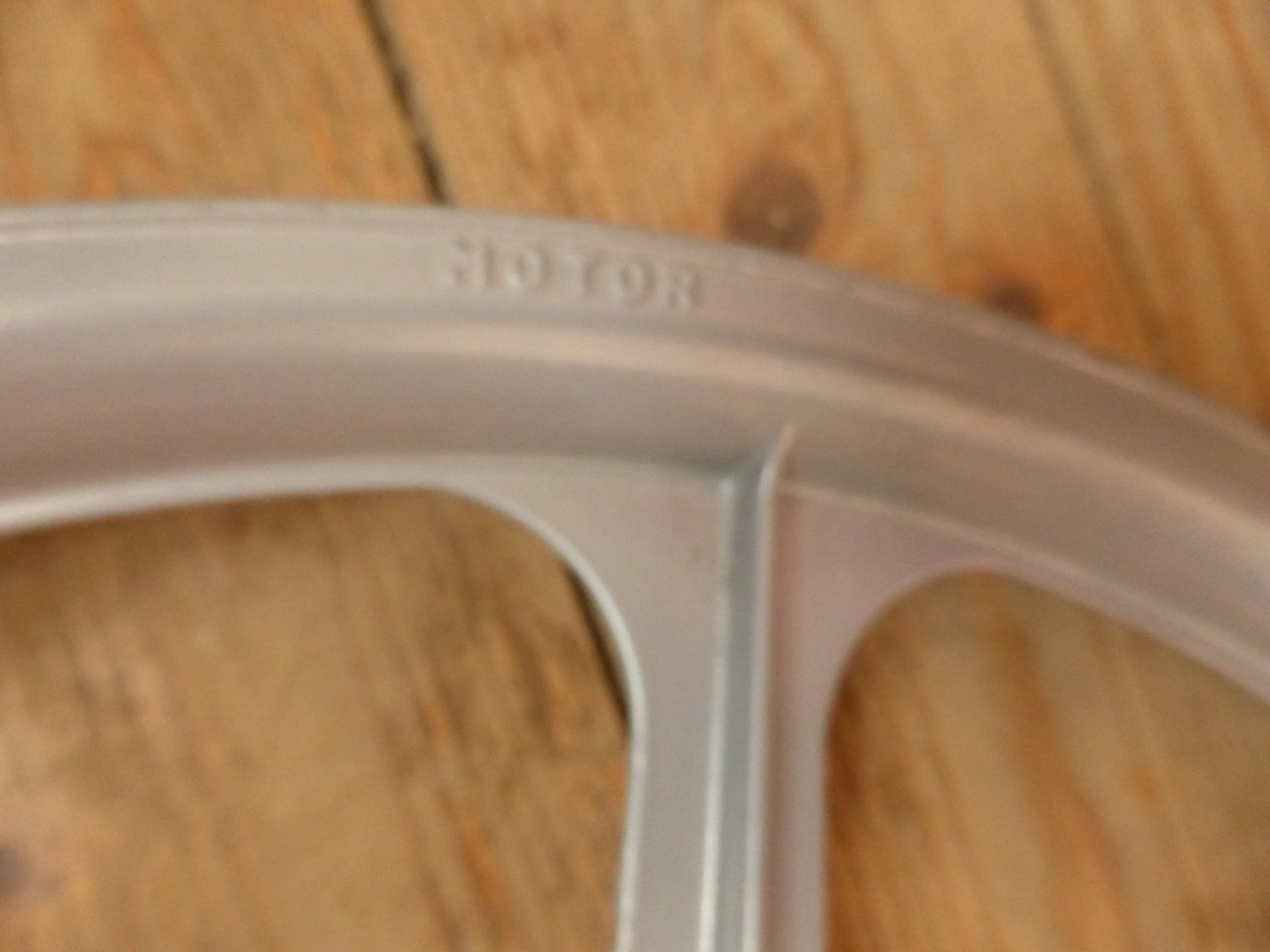 ✨ NOS Roue BMX 20x1.75 à Bâtons Aluminium – Frein Tambour - Bernardi Motor ✨